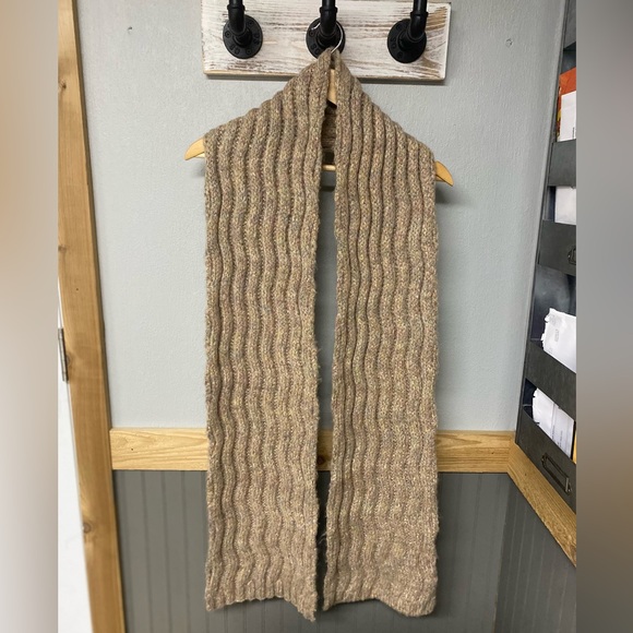 Urban Outfitters Accessories - Urban Outfitters Wool Knit Scarf